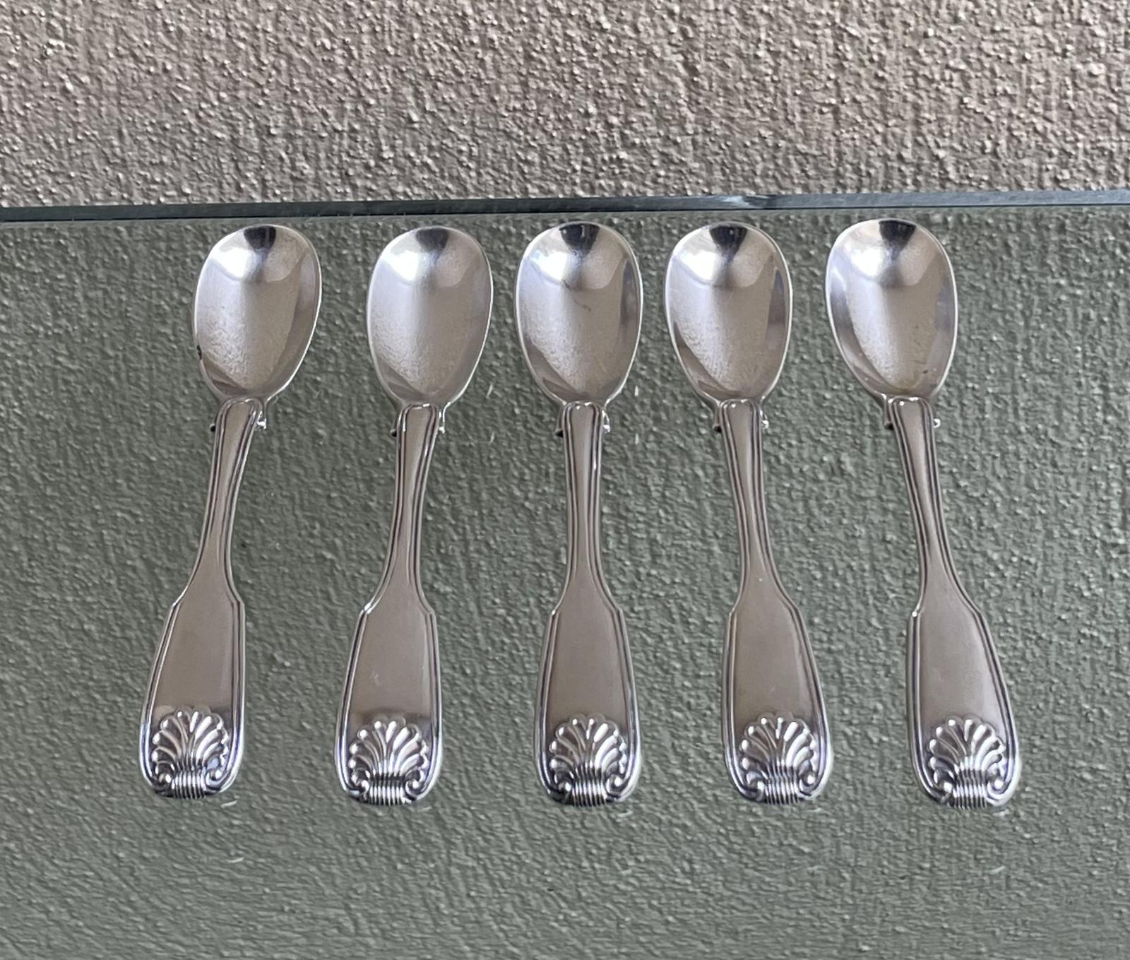 Set of George IV Silver Egg Spoons (1 of 6) Set of George IV Silver Egg Spoons (1 of 6)