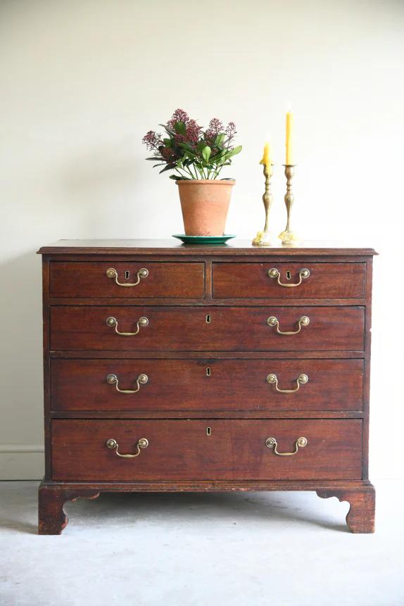 Georgian Mahogany Chest of Drawers (1 of 14)