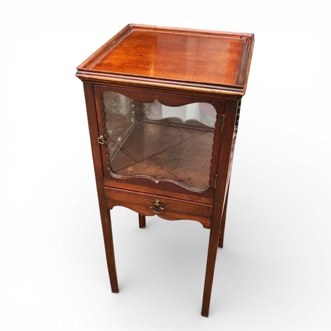 Display Cabinets - main image