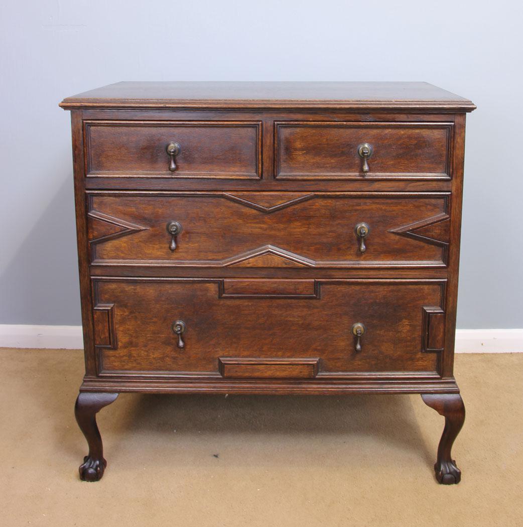 Small Oak Chest of Drawers c.1930 (1 of 10) Small Oak Chest of Drawers c.1930 (1 of 10)