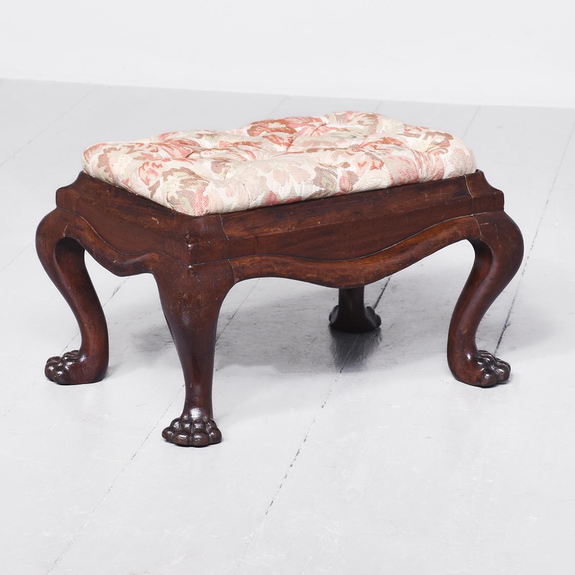 Georgian Style Neat-sized Carved Mahogany Foot Stool c.1900 (1 of 5)
