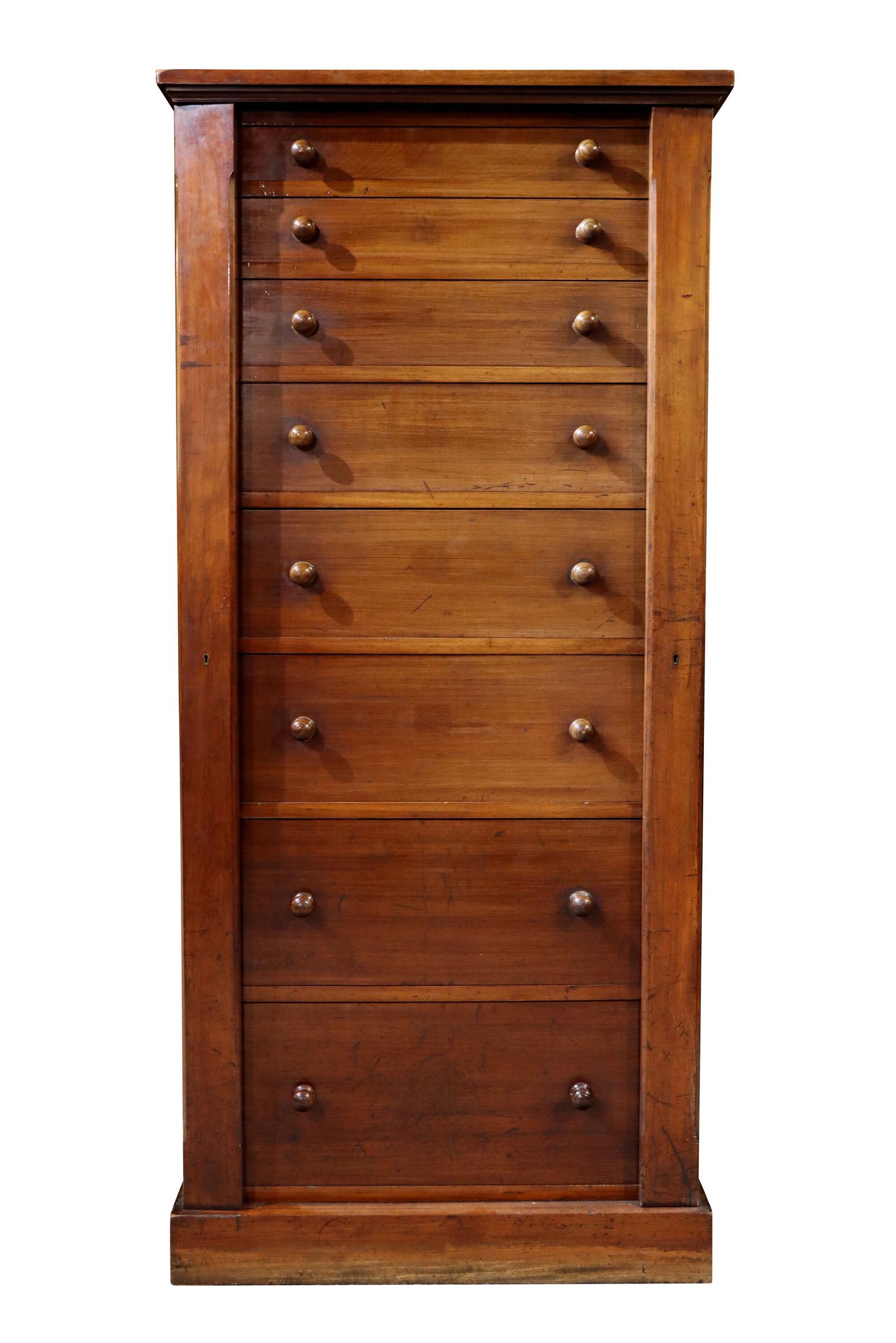 Mid 19th Century Mahogany Wellington Chest of Eight Drawers c.1850 (1 of 5) Mid 19th Century Mahogany Wellington Chest of Eight Drawers c.1850 (1 of 5)