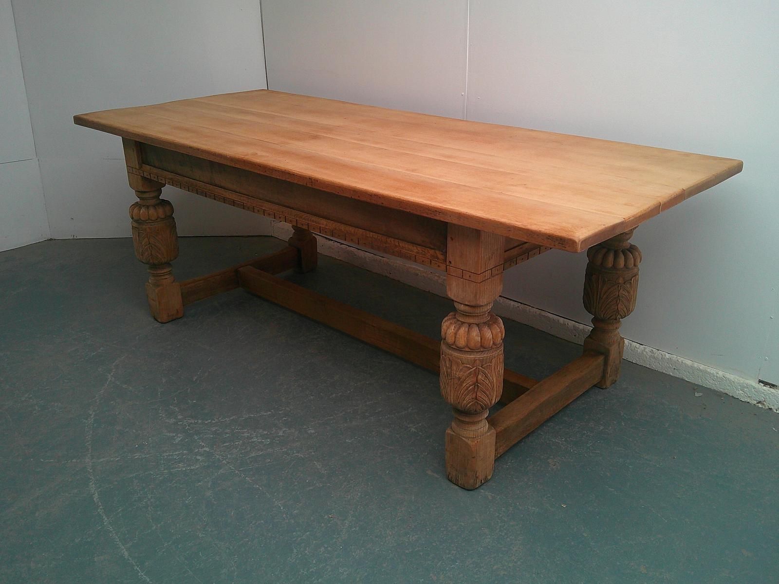 Exceptionally Good 1920s Golden Oak 8 Seater Table to Wax / Paint / Limewash (1 of 11)