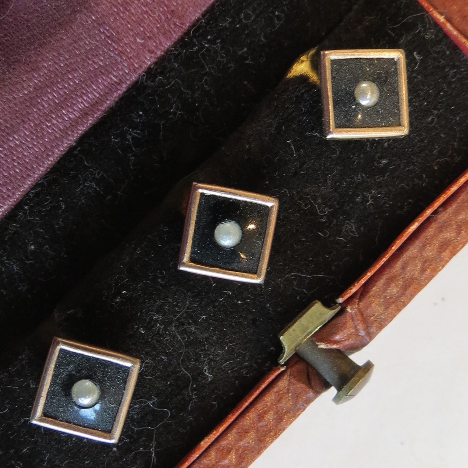 Antique Set of Dress-Shirt Studs (1 of 5) Antique Set of Dress-Shirt Studs (1 of 5)