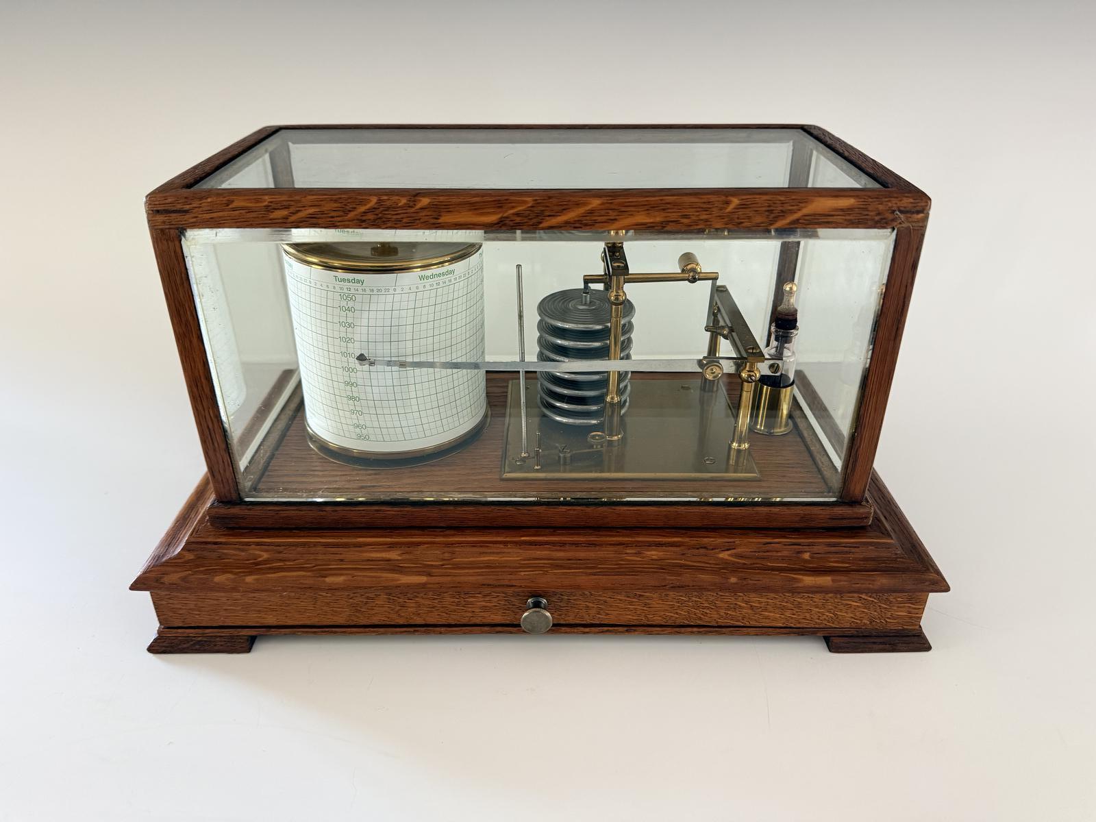 Edwardian Barograph in Golden Oak (1 of 6) Edwardian Barograph in Golden Oak (1 of 6)