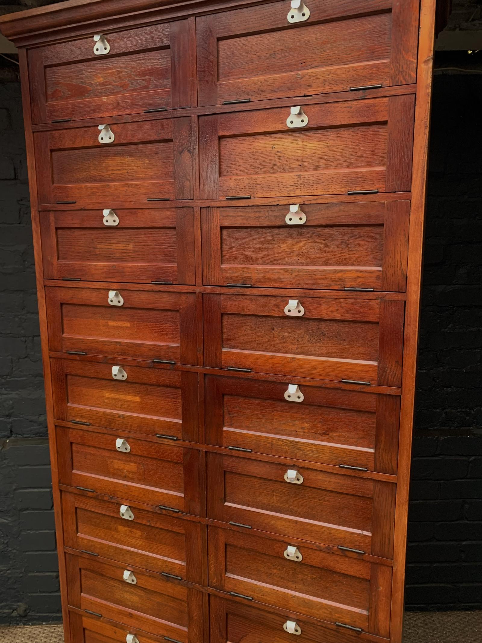 Beautiful French 'Notaire's' Oak Filing Cabinet (1 of 6) Beautiful French 'Notaire's' Oak Filing Cabinet (1 of 6)
