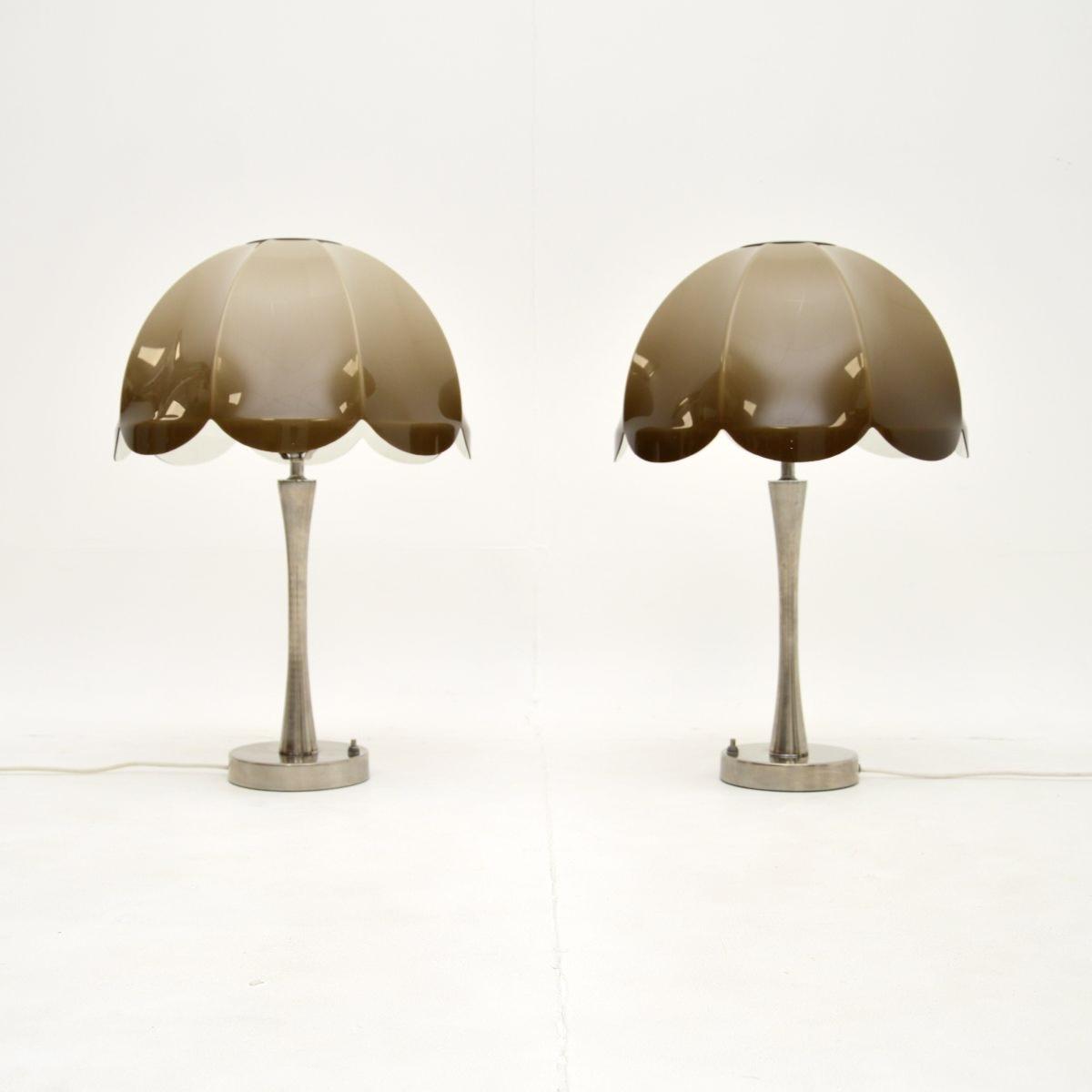 Pair of Vintage Chrome & Acrylic Table Lamps (1 of 10) Pair of Vintage Chrome & Acrylic Table Lamps (1 of 10)