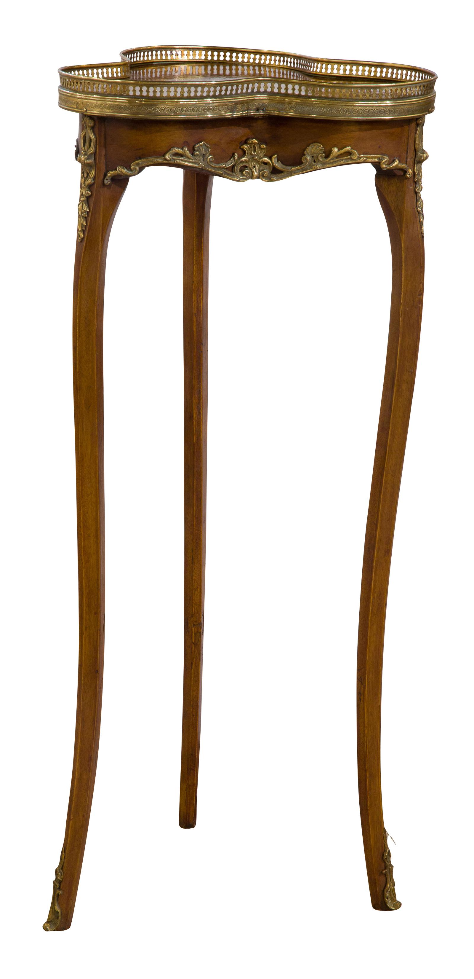 French Trefoil  Shape Table (1 of 1)