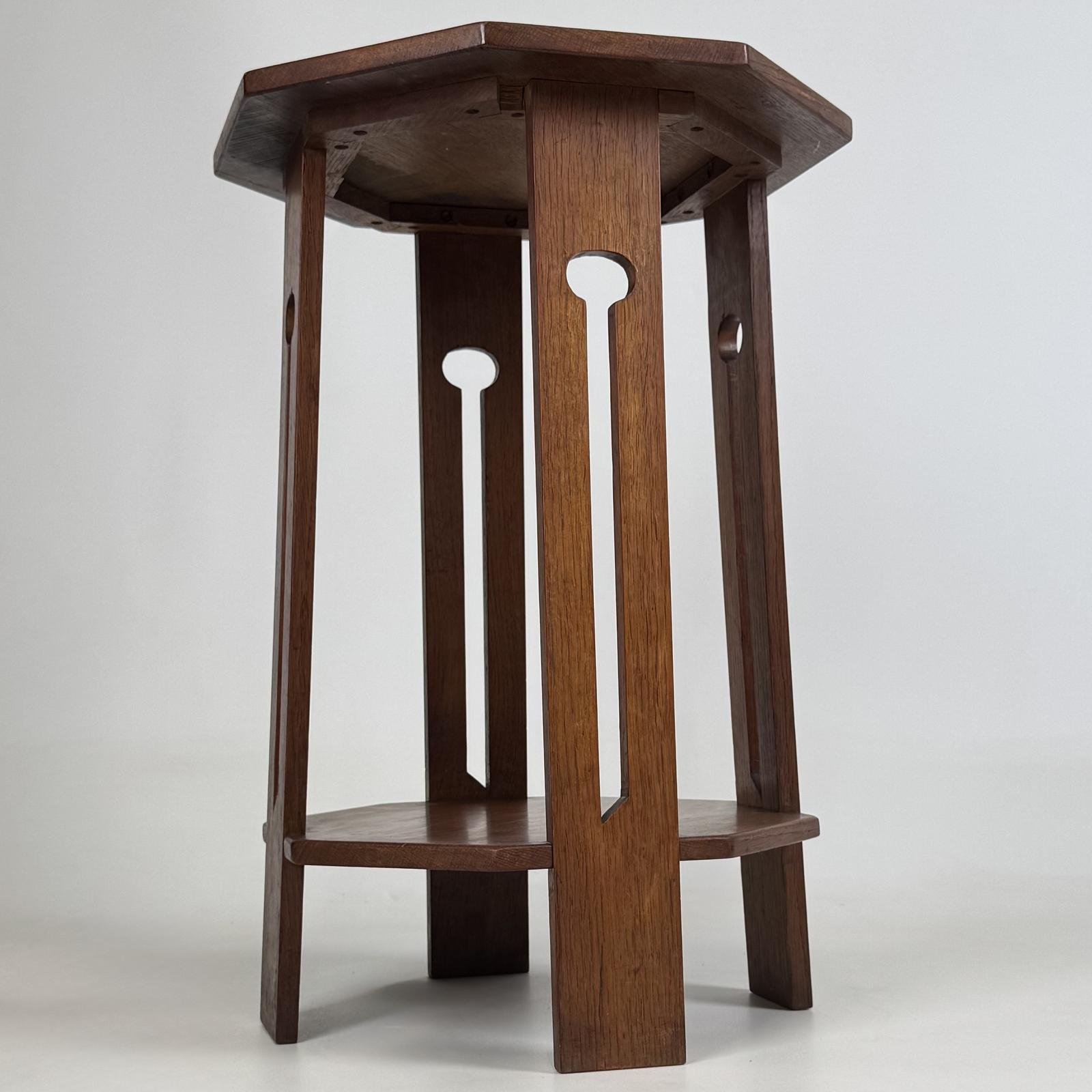 Antique 20th Century Art & Crafts Golden Oak Side Table (1 of 10)