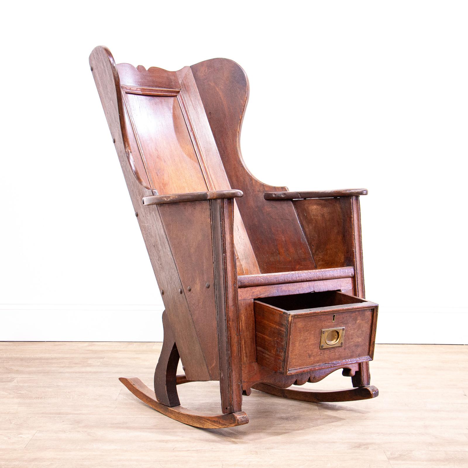 Late 19th Century Oak Lambing Chair on Rockers (1 of 15) Late 19th Century Oak Lambing Chair on Rockers (1 of 15)