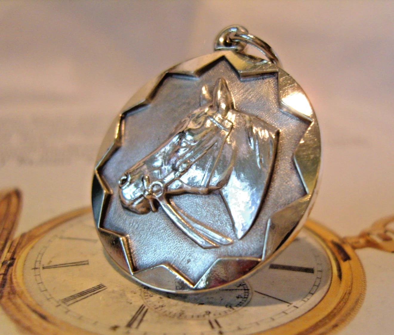 Pocket Watch Chain Fob 1960s Large Horse Head Silver Chrome Vintage Fob (1 of 7) Pocket Watch Chain Fob 1960s Large Horse Head Silver Chrome Vintage Fob (1 of 7)
