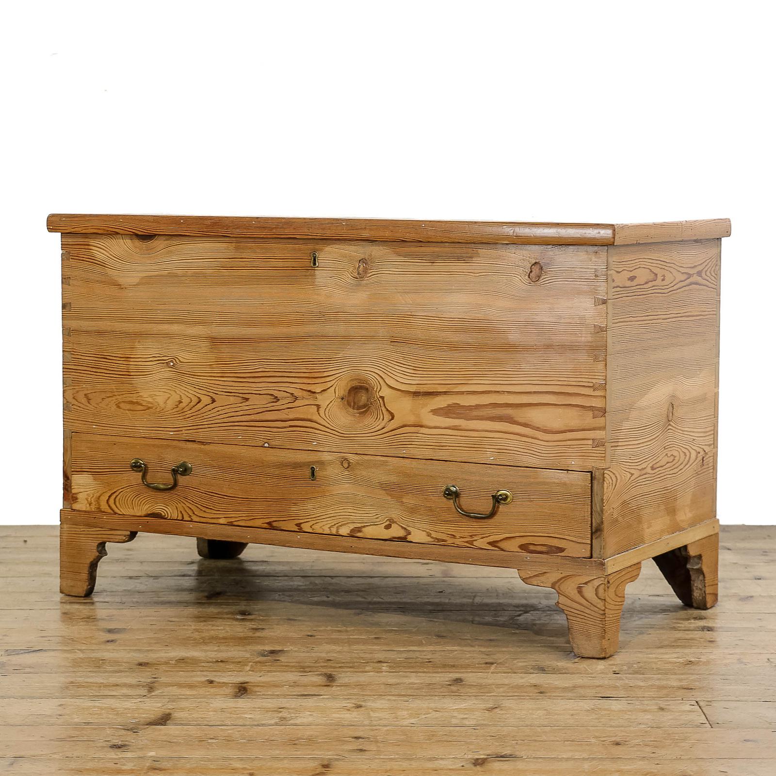 Antique 19th Century Pine Blanket Box (1 of 6)