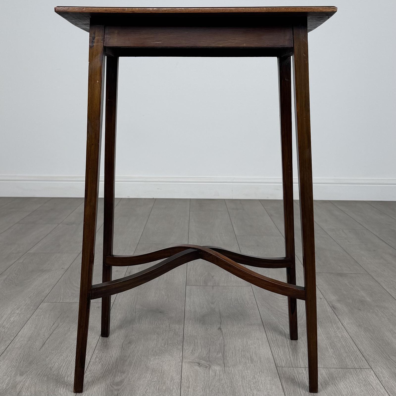 Antique 20th Century Small Mahogany Side Table (1 of 9)