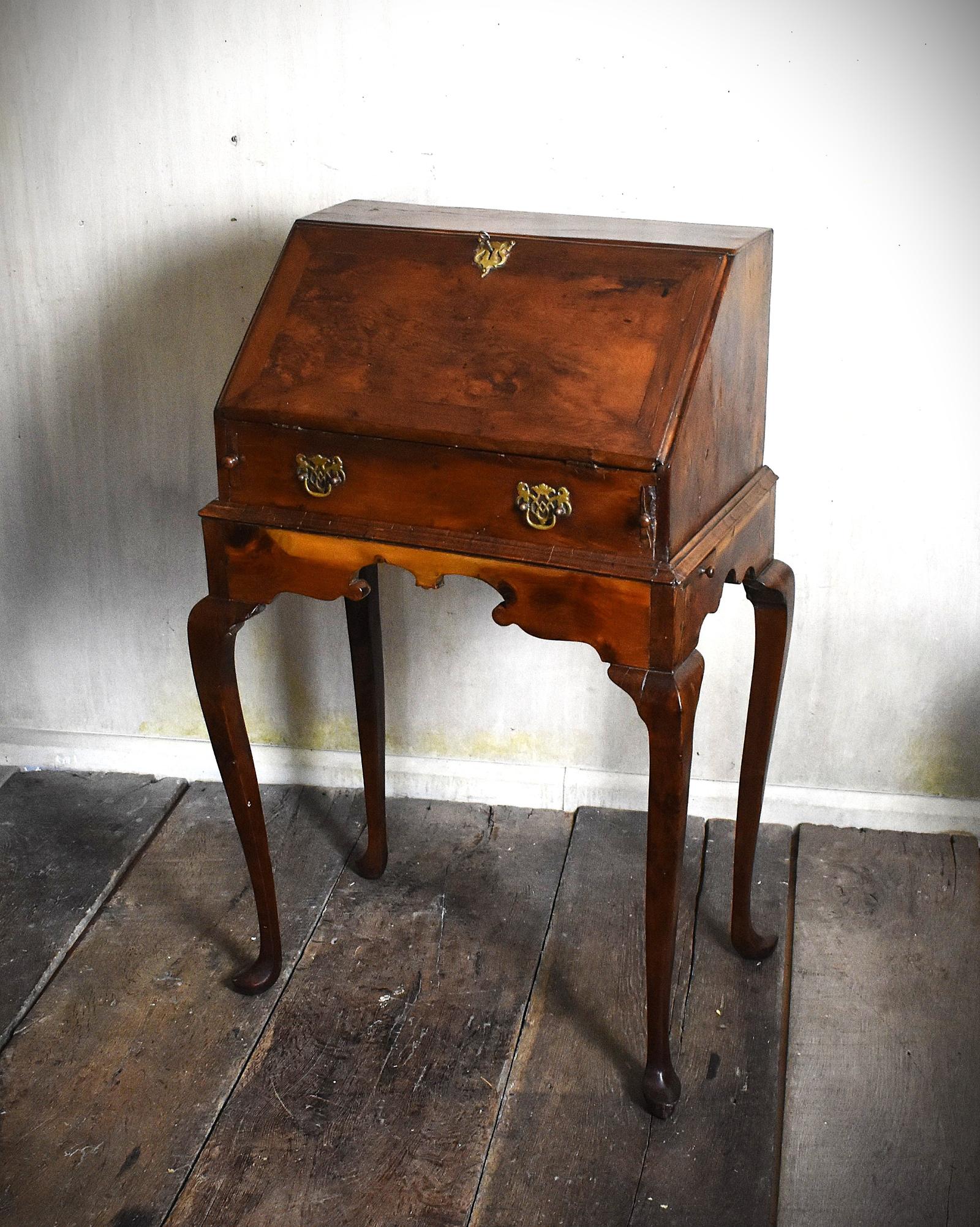 Georgian Yew Wood Bureau on Stand (1 of 8) Georgian Yew Wood Bureau on Stand (1 of 8)