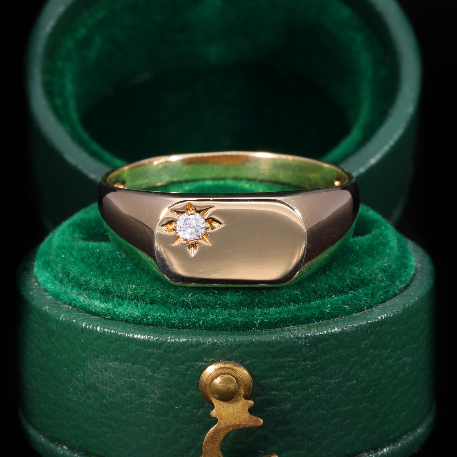 The Vintage Cubic Zirconia 9ct Gold Slim Signet Ring (1 of 7) The Vintage Cubic Zirconia 9ct Gold Slim Signet Ring (1 of 7)