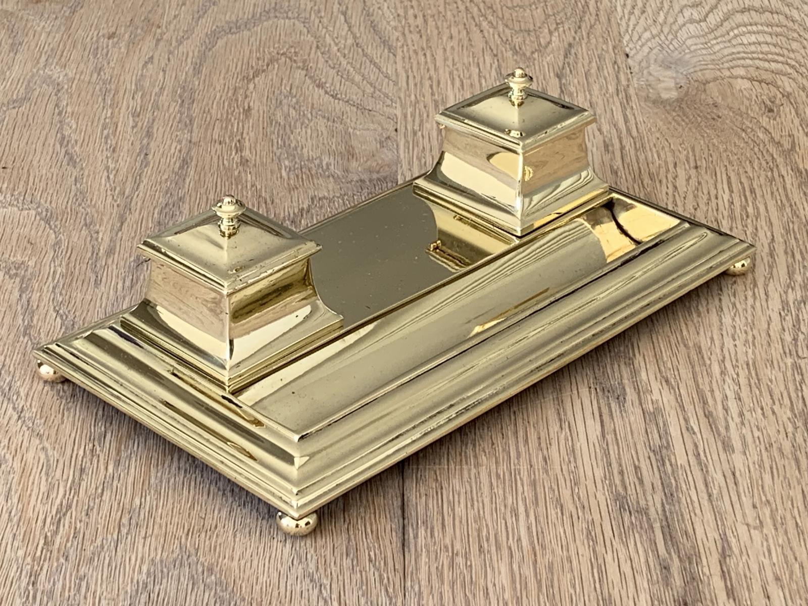 Fine Victorian William Tonks Standish Double Brass Inkwell / Inkstand c.1895 (1 of 7)