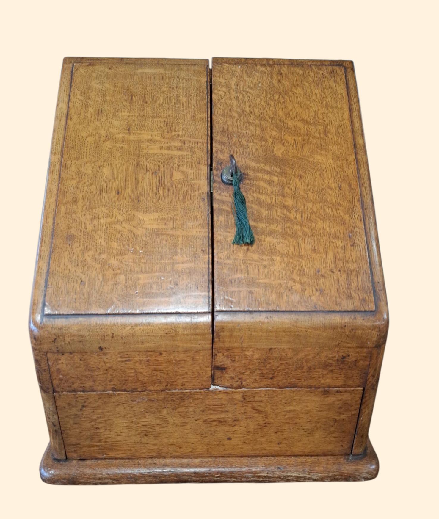 Oak Stationary Cabinet with Inkwell & Letter Racks (1 of 4)
