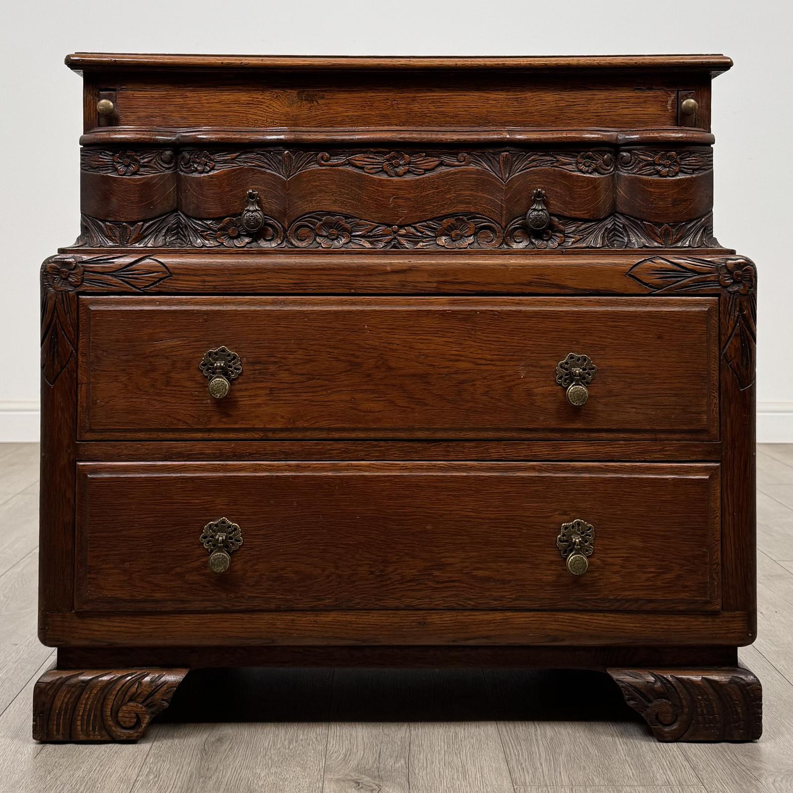 Antique 20th Century Carved Oak Chest of Drawers (1 of 11) Antique 20th Century Carved Oak Chest of Drawers (1 of 11)