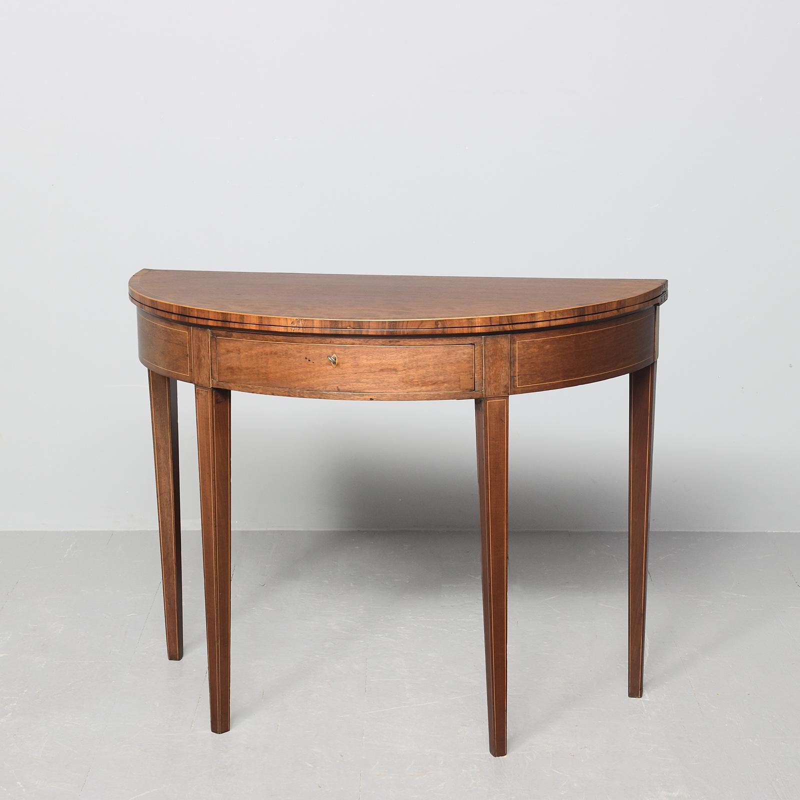 George III Inlaid Mahogany Fold-over Tea Table, with Rosewood and Boxwood Crossbanding and a Lovely Colour and Patina (1 of 9) George III Inlaid Mahogany Fold-over Tea Table, with Rosewood and Boxwood Crossbanding and a Lovely Colour and Patina (1 of 9)