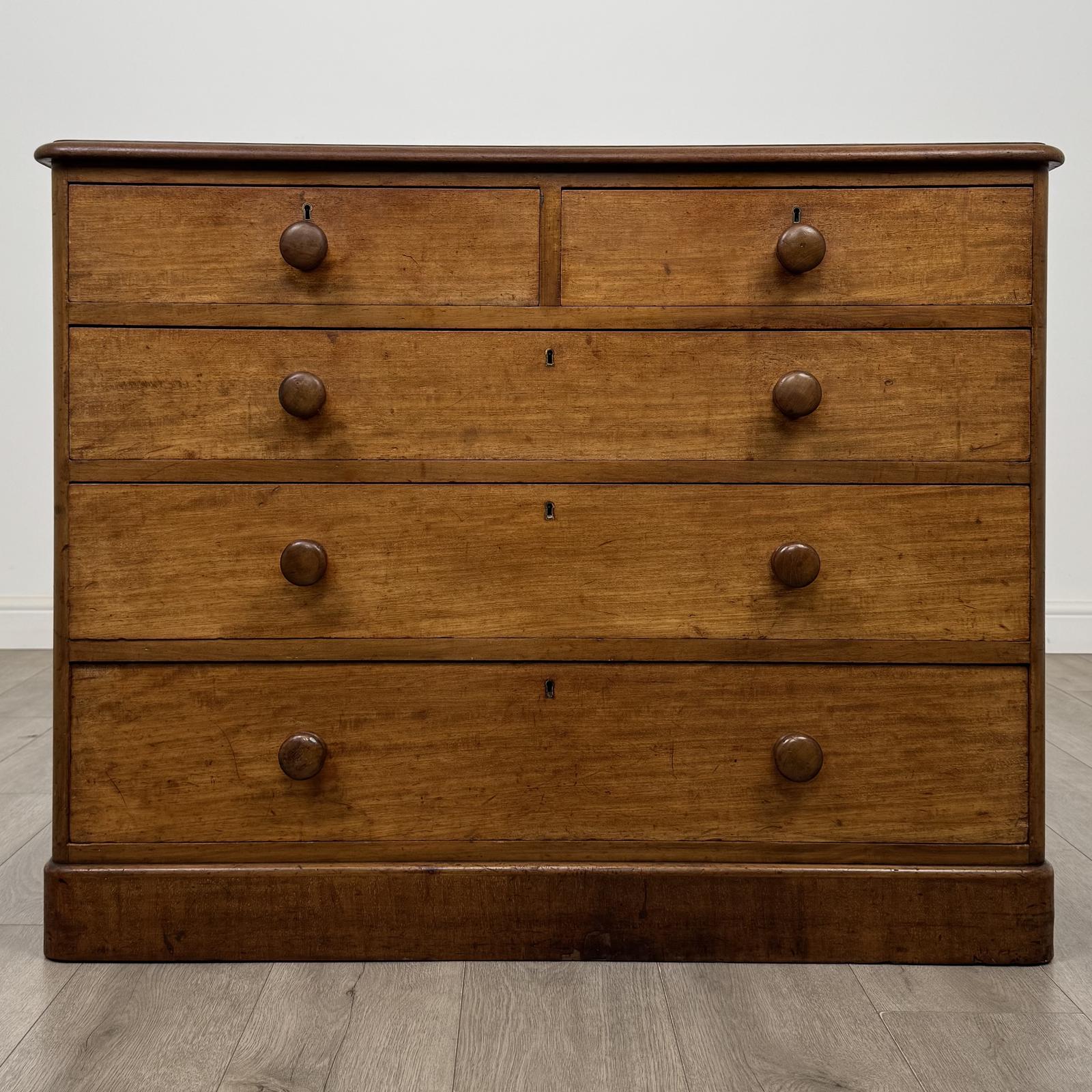 Antique 19th Century Victorian Chest Of Drawers In Mahogany (1 of 11) Antique 19th Century Victorian Chest Of Drawers In Mahogany (1 of 11)