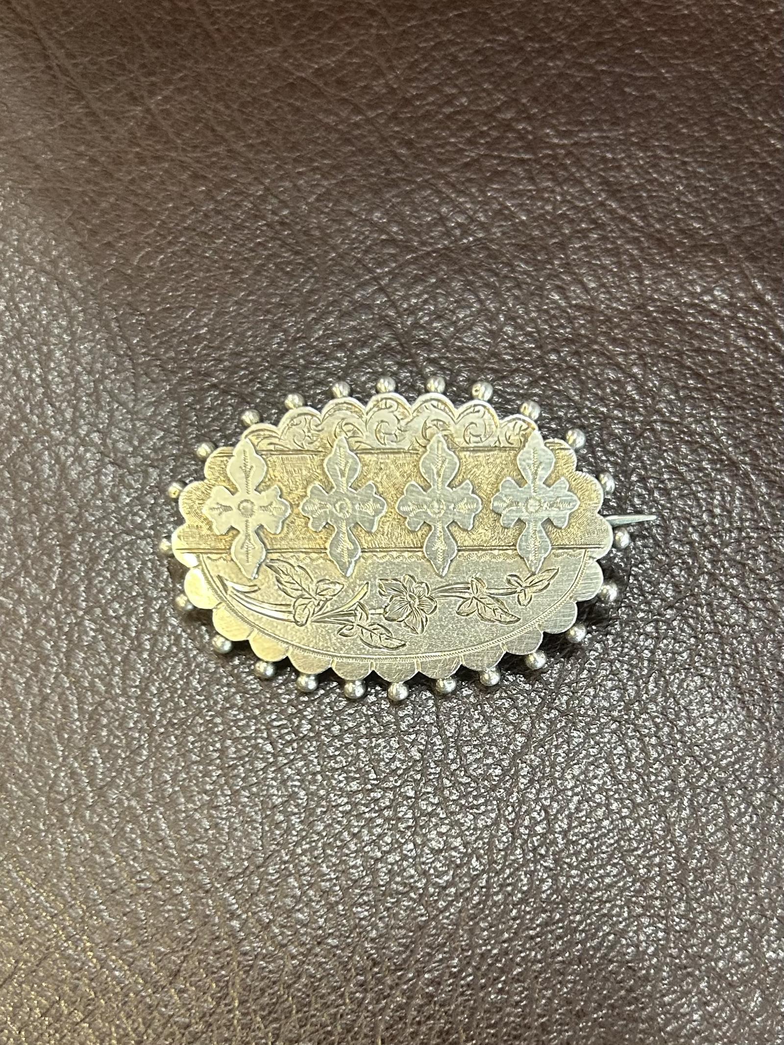 Victorian White Metal Brooch (1 of 2) Victorian White Metal Brooch (1 of 2)