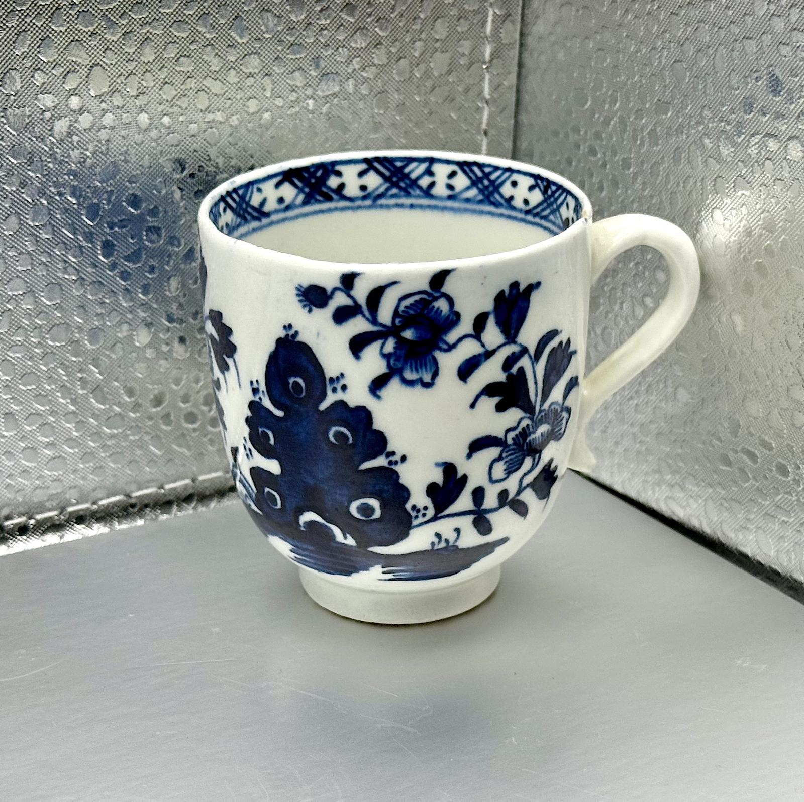 Lowestoft Blue & White Painted Coffee Cup c.1770 (1 of 6)