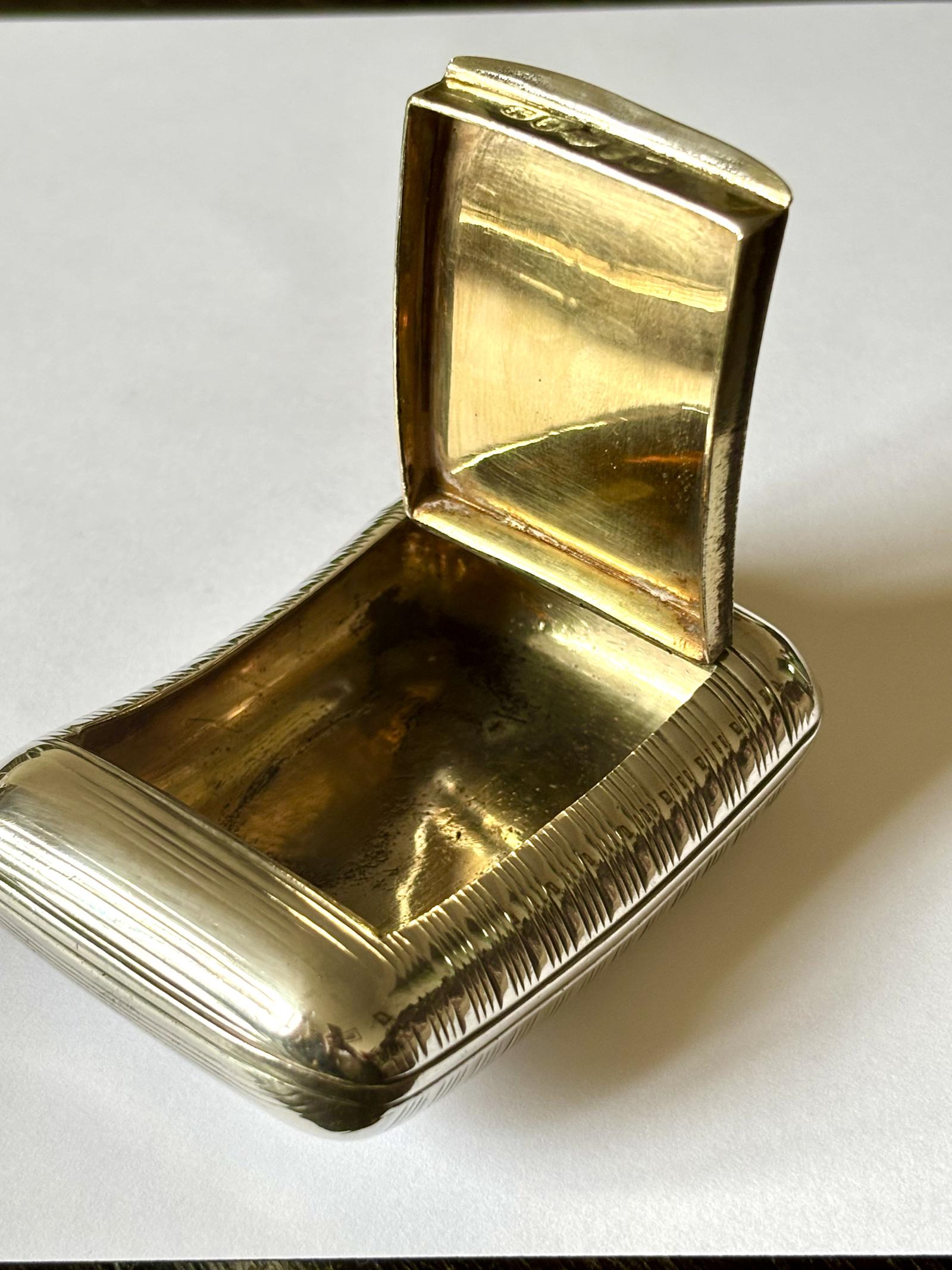 George III Silver Curved Snuff Box Joseph Willmore Birmingham 1811 Georgian 77g (1 of 11) George III Silver Curved Snuff Box Joseph Willmore Birmingham 1811 Georgian 77g (1 of 11)