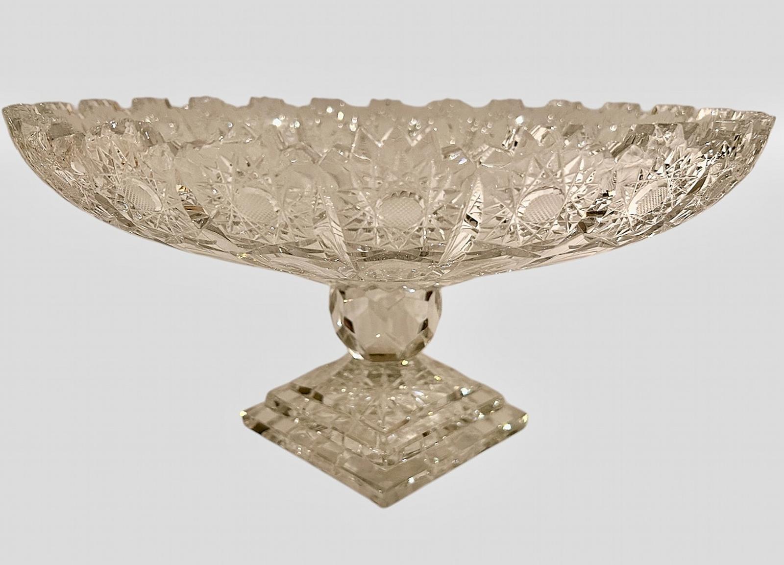 A Very Attractive Crystal Bowl Large and Heavy Centrepiece (1 of 8)