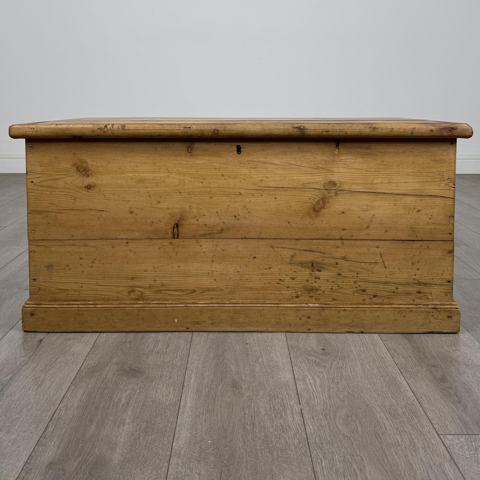 Antique 19th Century Victorian Blanket Box in Pine (1 of 10) Antique 19th Century Victorian Blanket Box in Pine (1 of 10)