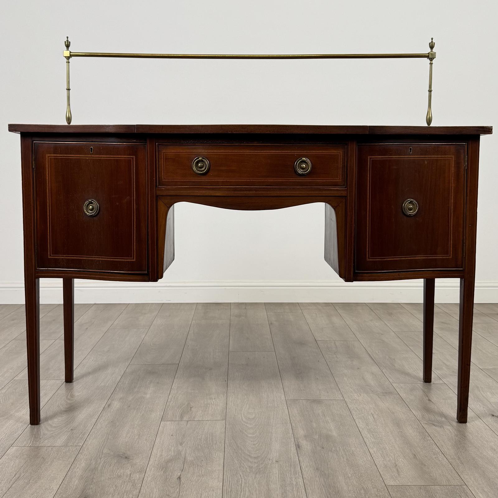 Antique 20th Century Inlaid Sideboard in Mahogany (1 of 12)