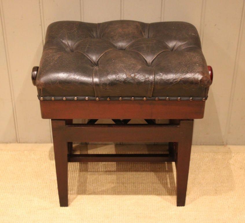 Mahogany Piano Stool (1 of 11)
