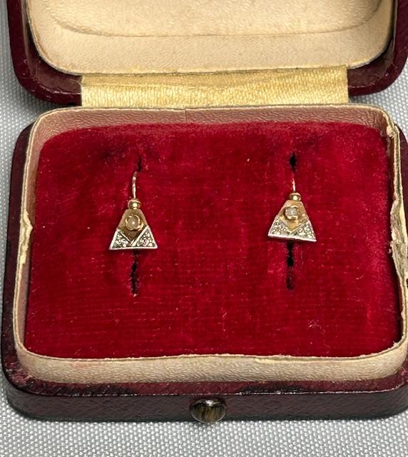 Pair of 1900's French 18ct Gold & Seed Pearl Earrings (1 of 6)