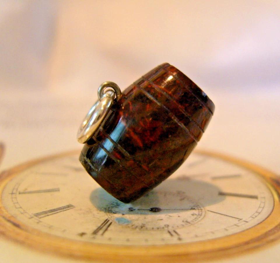Pocket Watch Chain Fob Victorian Scottish Agate & Silver 1890s Beer Keg Barrel (1 of 8) Pocket Watch Chain Fob Victorian Scottish Agate & Silver 1890s Beer Keg Barrel (1 of 8)