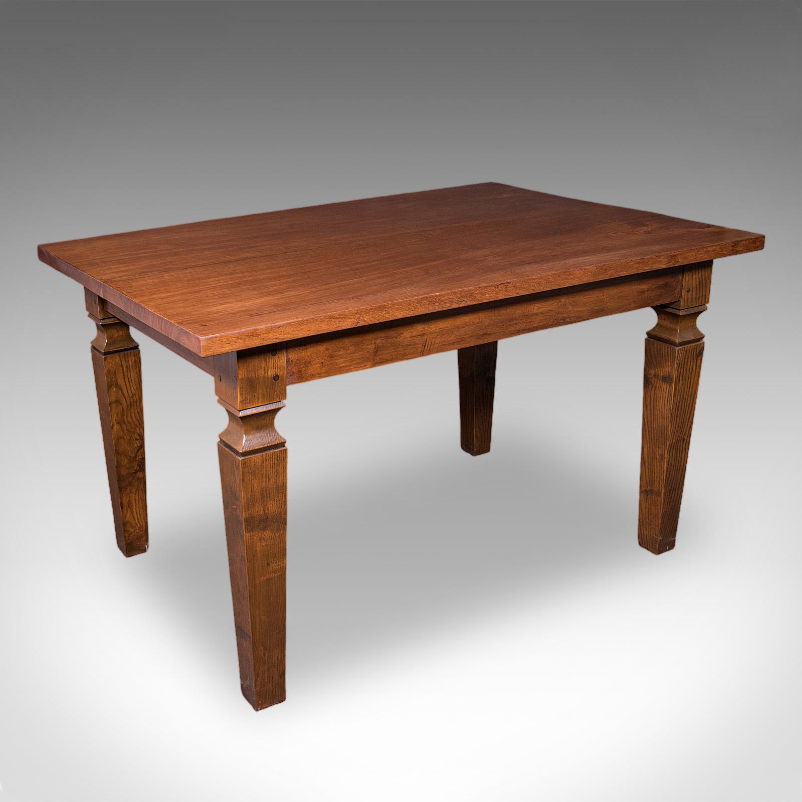 Antique Kitchen Diner Table, English, Walnut, Four Seat Dining, Edwardian, 1910 (1 of 11) Antique Kitchen Diner Table, English, Walnut, Four Seat Dining, Edwardian, 1910 (1 of 11)