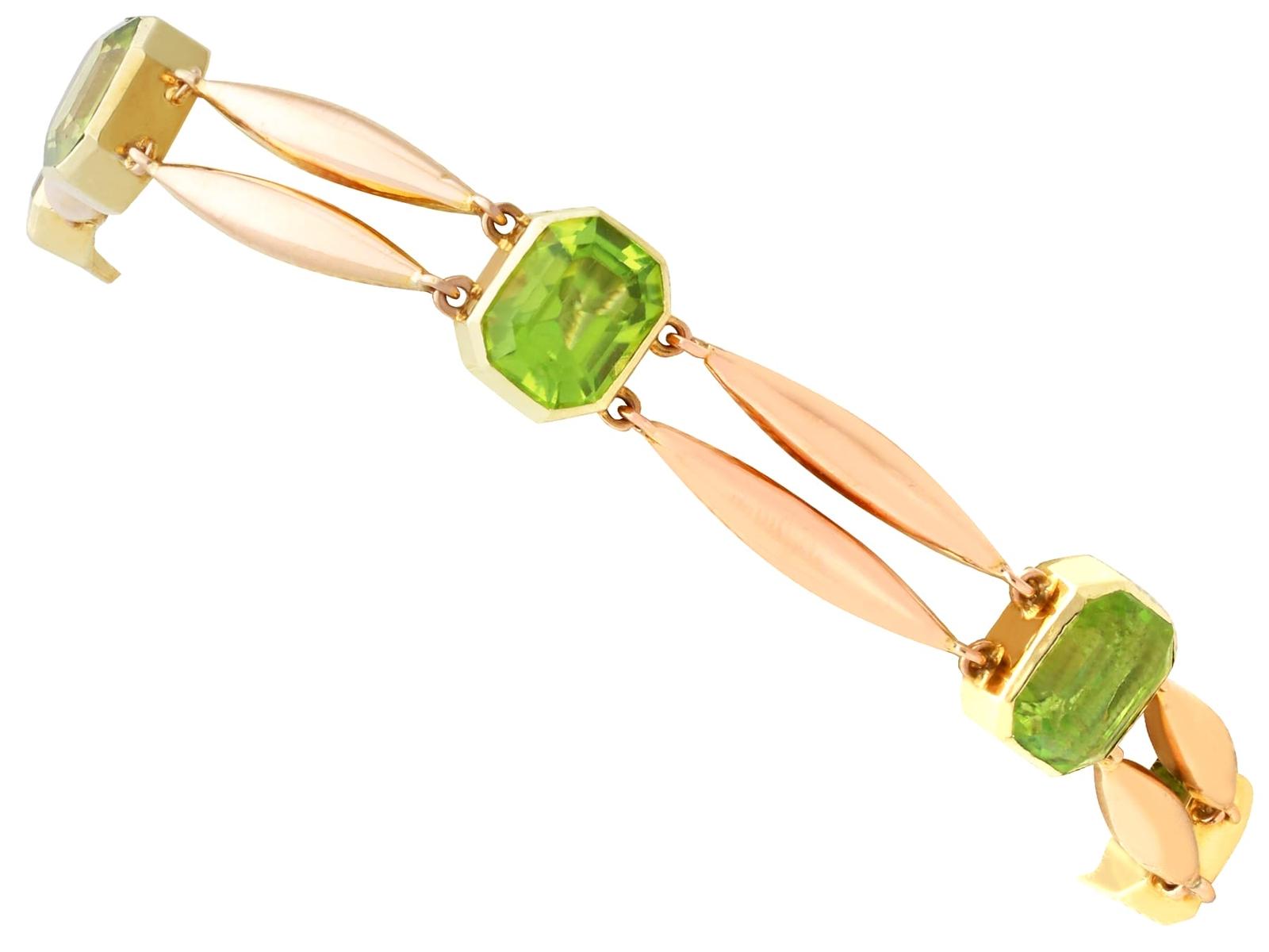 Antique 17.50ct Peridot & 15ct Rose Gold Bracelet c.1900 (1 of 12) Antique 17.50ct Peridot & 15ct Rose Gold Bracelet c.1900 (1 of 12)