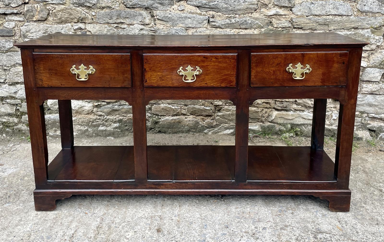 Georgian Oak Potboard Dresser Base (1 of 33) Georgian Oak Potboard Dresser Base (1 of 33)