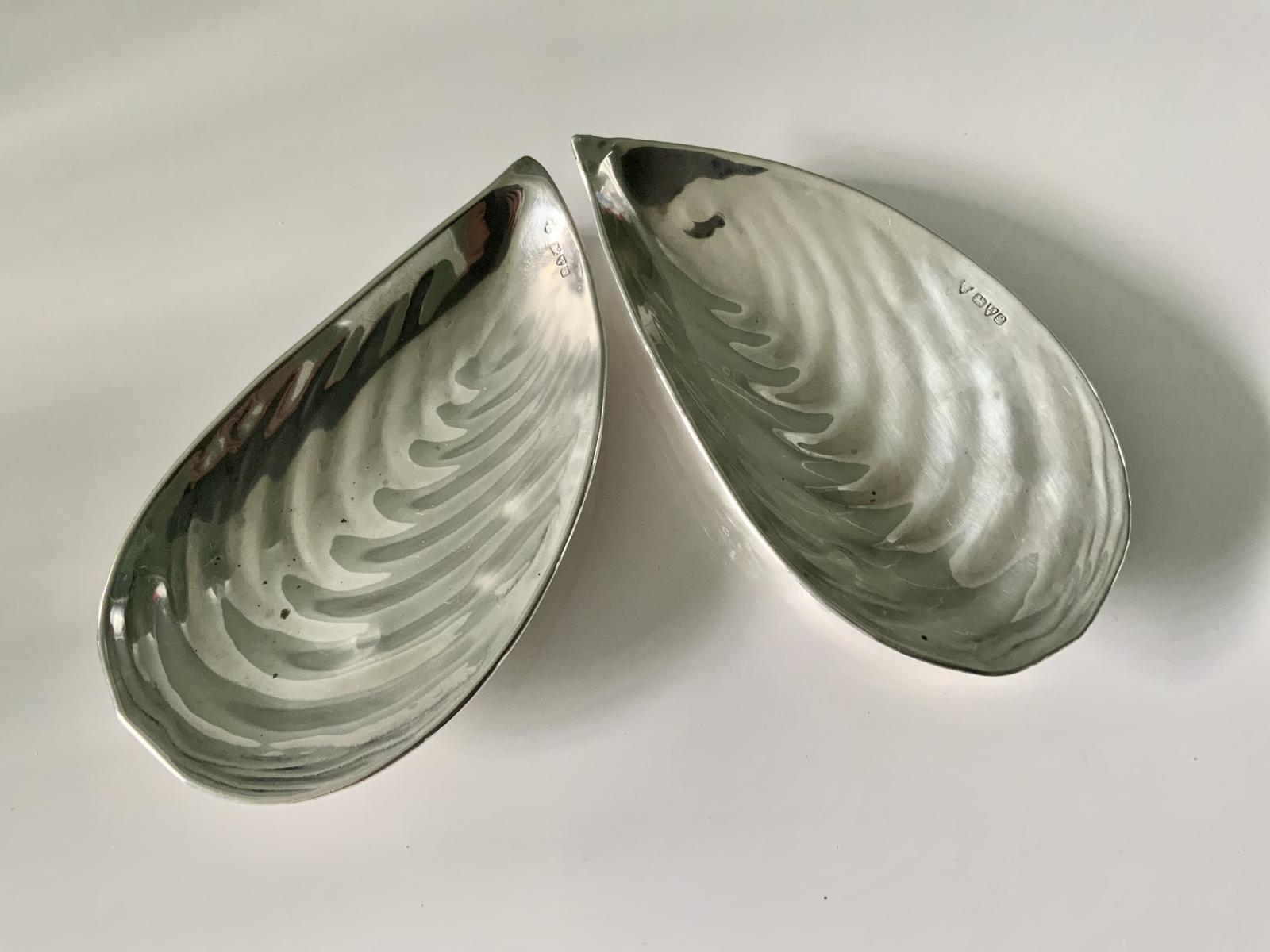 Pair of Silver Mussel Shell Dishes (1 of 3) Pair of Silver Mussel Shell Dishes (1 of 3)