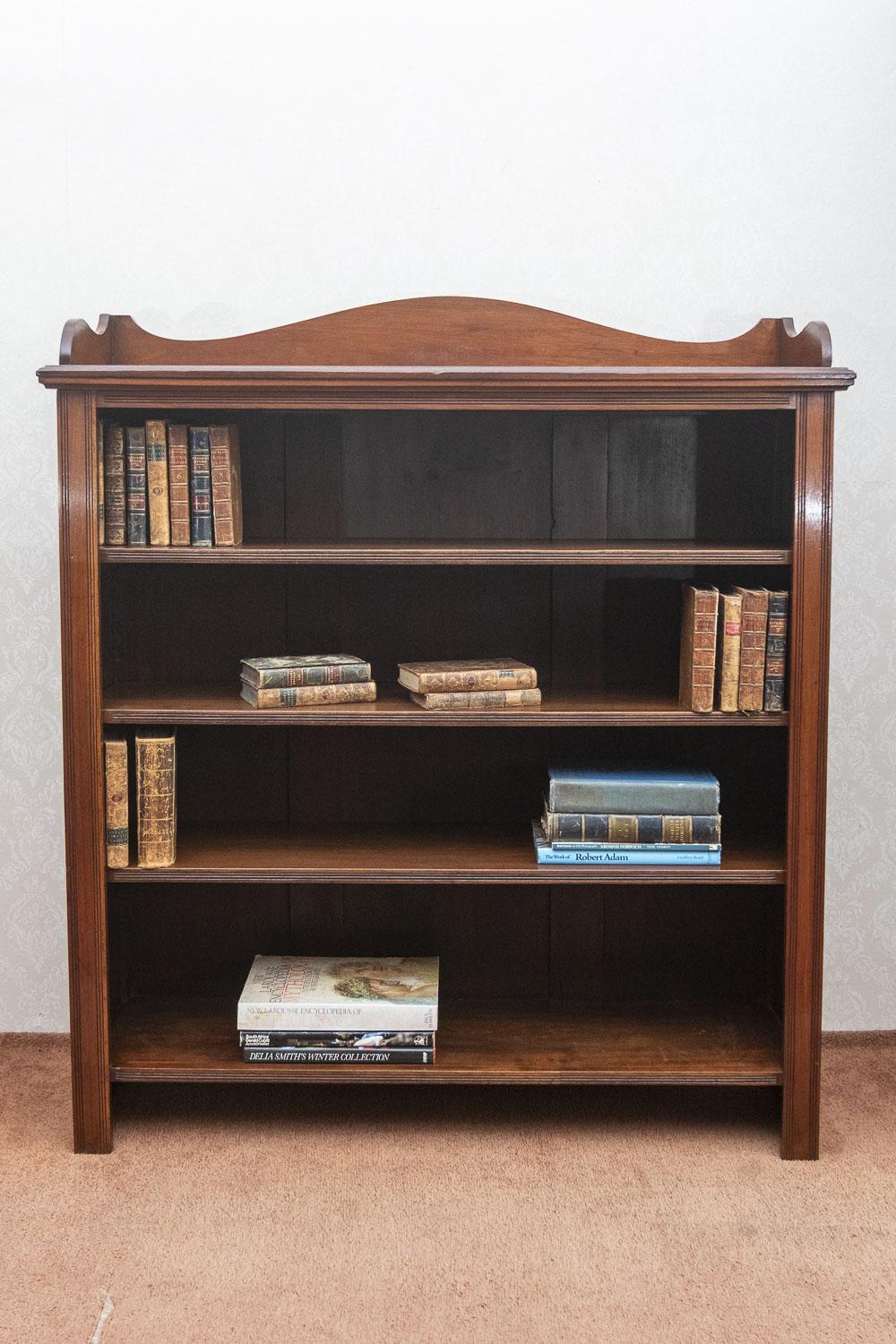 Attractive  Solid Mahogany Bookcase (1 of 8)