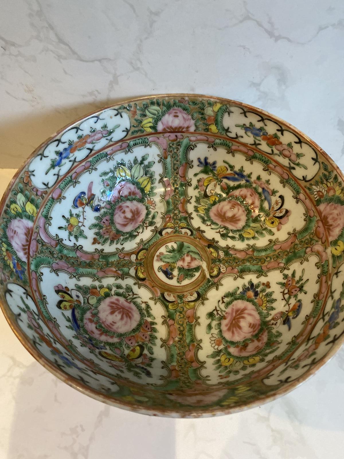Antique Chinese Famille Rose Canton Porcelain Bowl Hand Painted (1 of 6) Antique Chinese Famille Rose Canton Porcelain Bowl Hand Painted (1 of 6)