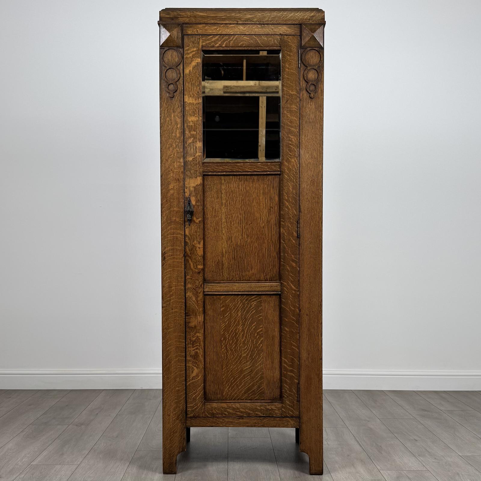 Antique 20th Century Good Quality Small Oak Wardrobe (1 of 9) Antique 20th Century Good Quality Small Oak Wardrobe (1 of 9)