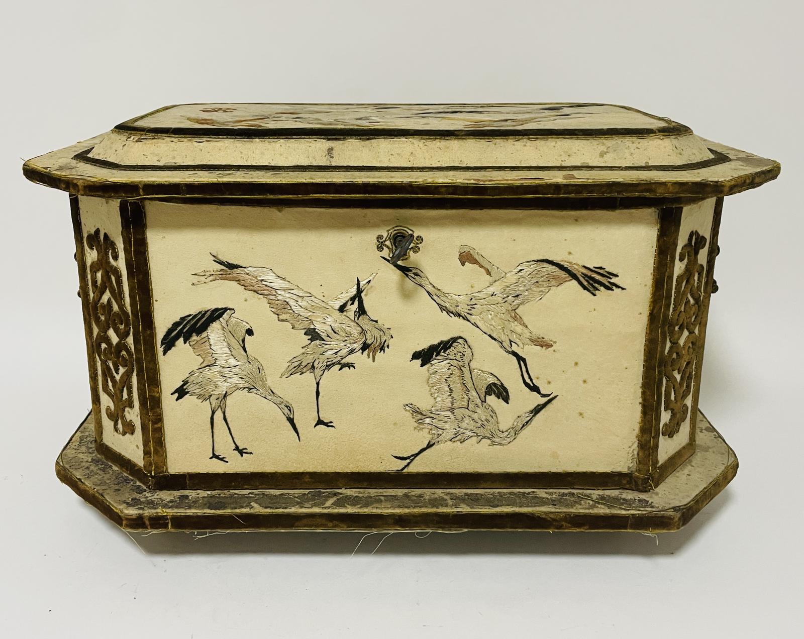 Antique French Embroidered Box (1 of 25) Antique French Embroidered Box (1 of 25)