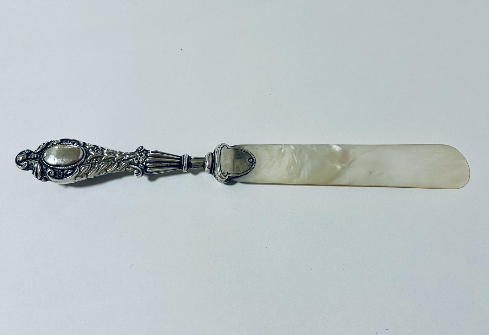 Antique Silver & Mother of Pearl Page Turner (1 of 7) Antique Silver & Mother of Pearl Page Turner (1 of 7)
