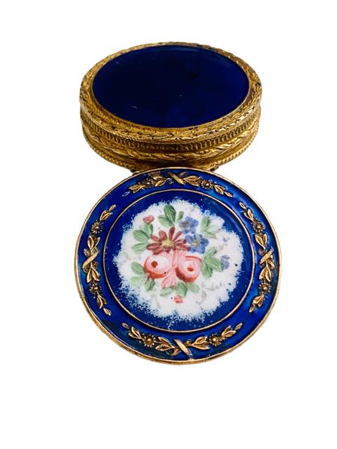 Art Deco 1930's Enamel Pill Pot / Patch Box (1 of 8) Art Deco 1930's Enamel Pill Pot / Patch Box (1 of 8)