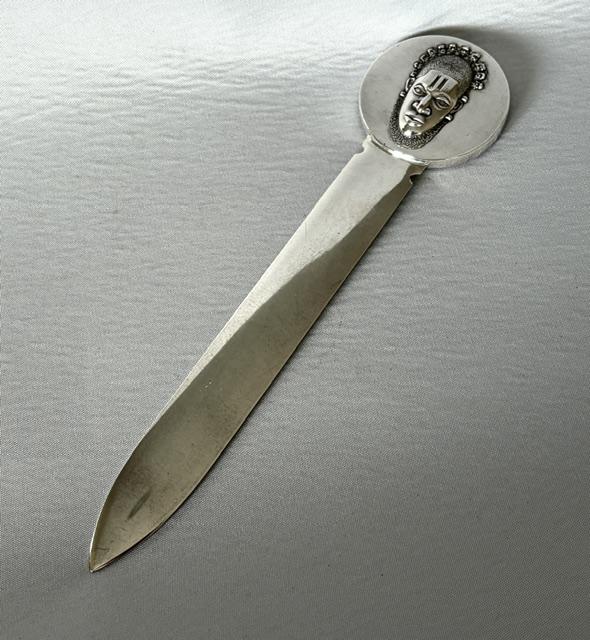Christofle Silver Plated Queen Idia Mask Letter Opener (1 of 5) Christofle Silver Plated Queen Idia Mask Letter Opener (1 of 5)