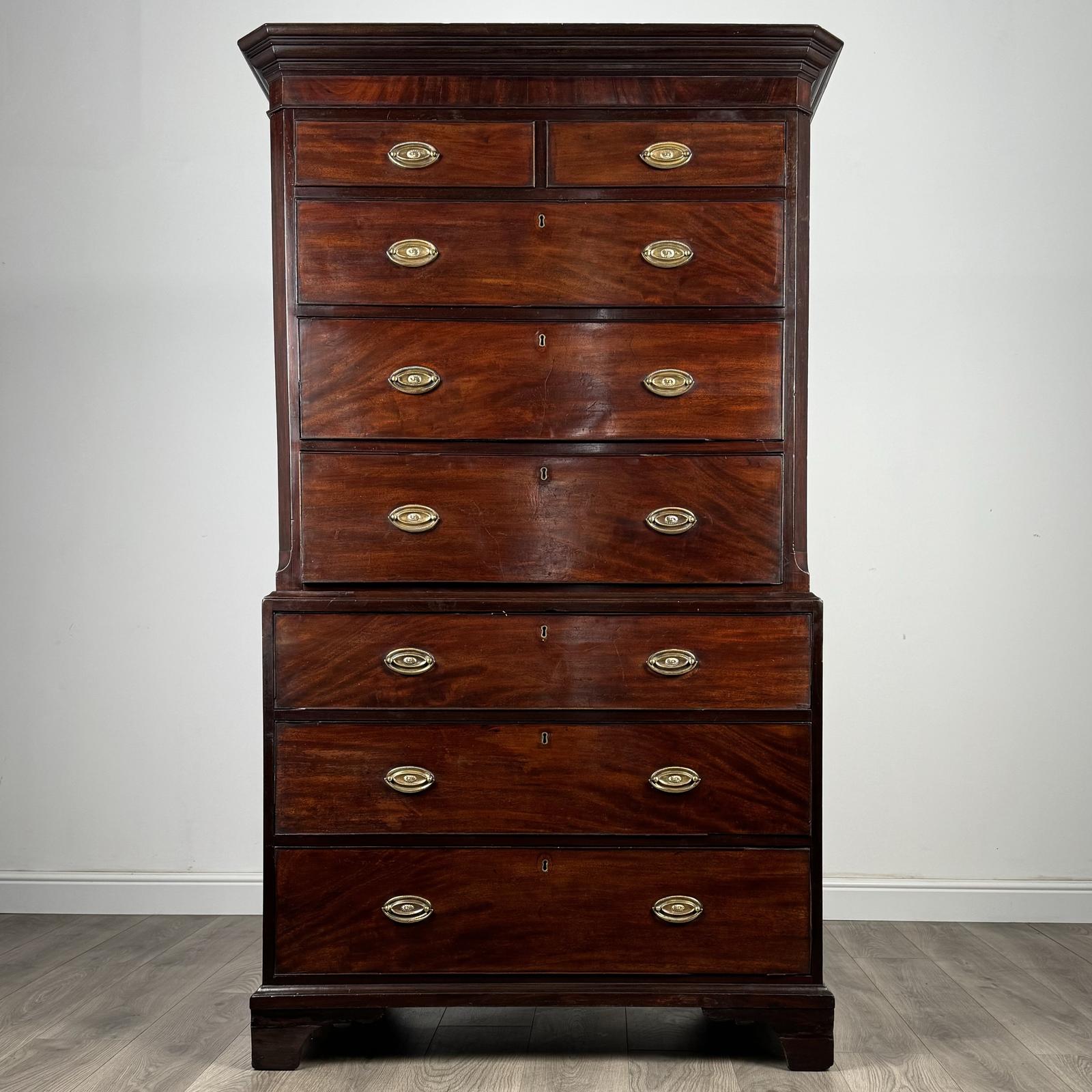 Antique 18th Century Chest on Chest in Mahogany (1 of 10)