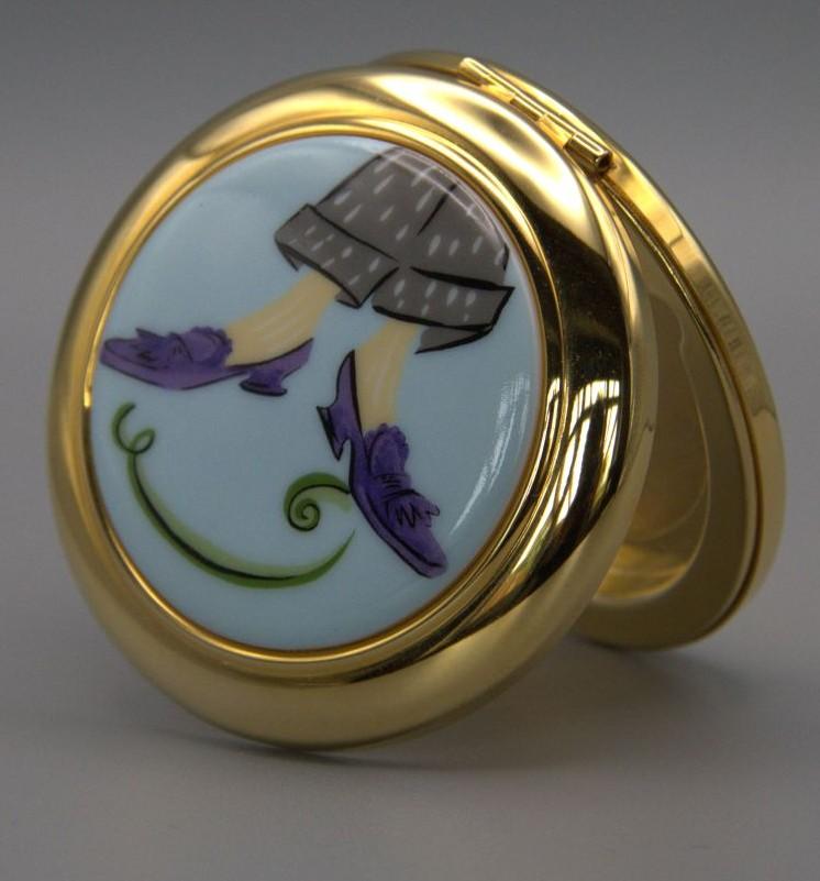 Rare American Estée Lauder Puple Shoes Compact (1 of 5)