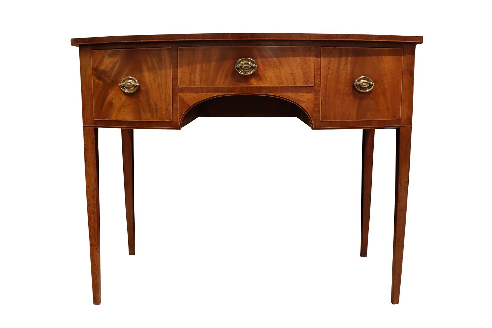 George III Mahogany & Crossbanded Bowfront Dressing Table with Arched Kneehole c.1790 (1 of 6) George III Mahogany & Crossbanded Bowfront Dressing Table with Arched Kneehole c.1790 (1 of 6)