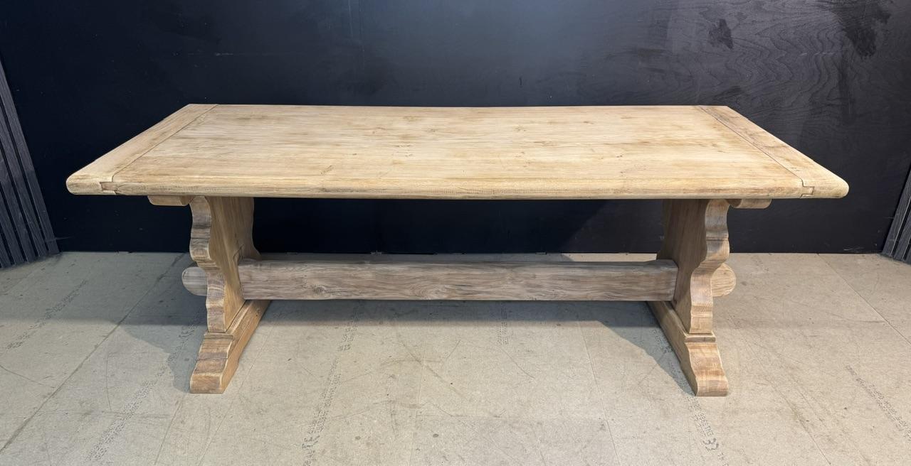 Quality Oak Farmhouse Dining Table (1 of 17) Quality Oak Farmhouse Dining Table (1 of 17)