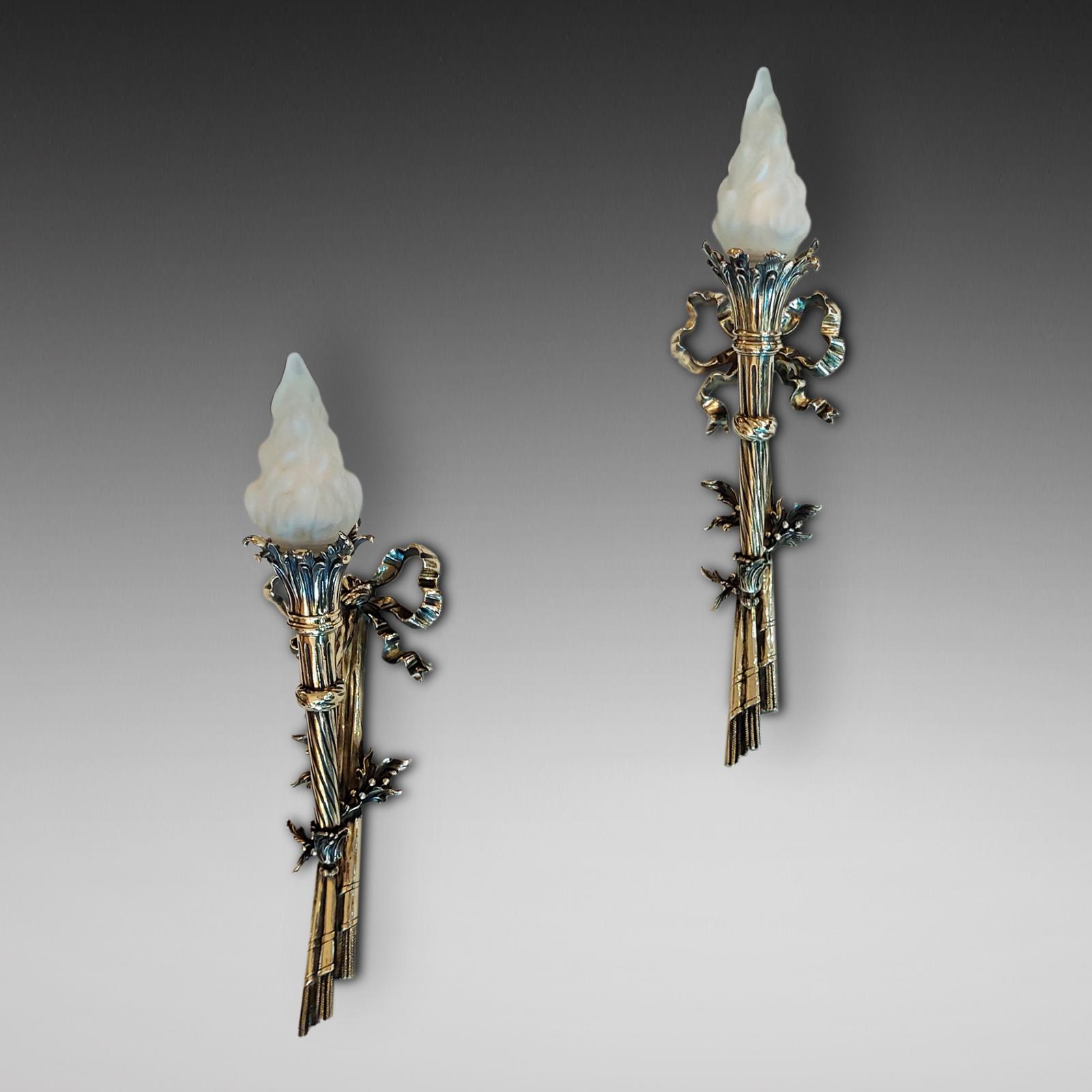 Pair of Early 20thc Neoclassical Brass Wall Sconces (1 of 7)