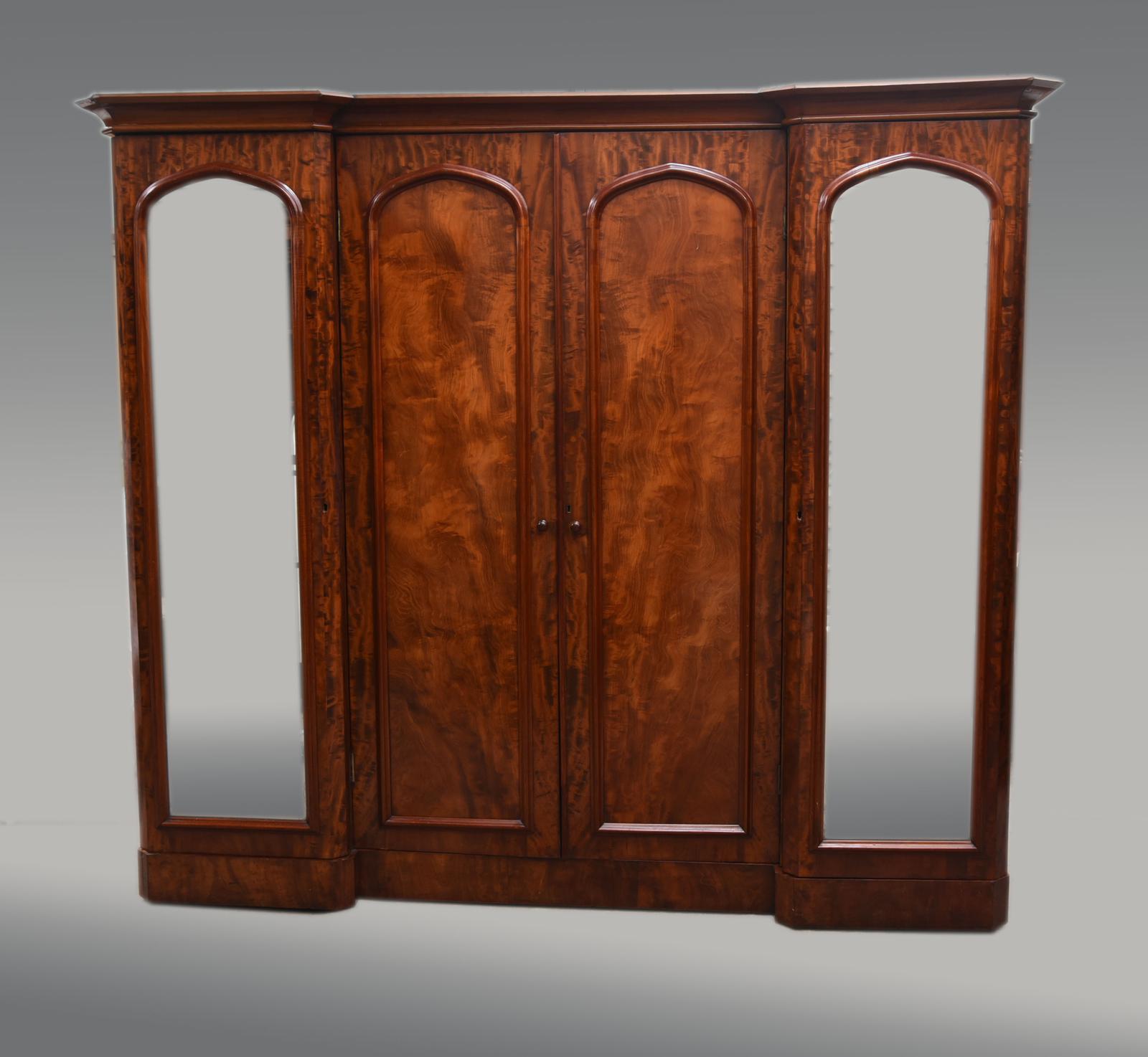 Large Antique Mahogany Four Door Breakfront Compactum Wardrobe (1 of 1) Large Antique Mahogany Four Door Breakfront Compactum Wardrobe (1 of 1)